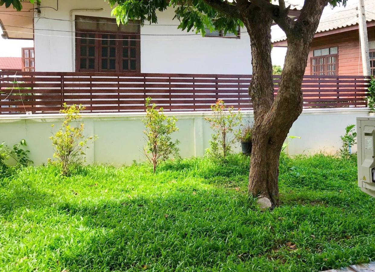 Punyin Hotel Inthanon -ปั้นหยิ่น โฮเทล Чомтонг Екстер'єр фото
