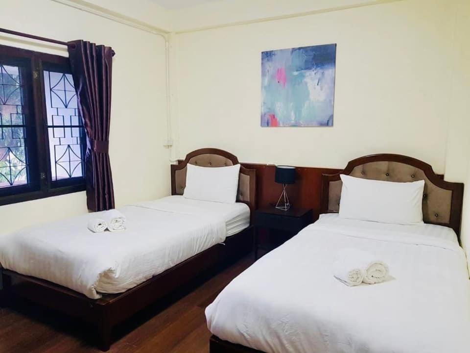 Punyin Hotel Inthanon -ปั้นหยิ่น โฮเทล Чомтонг Екстер'єр фото